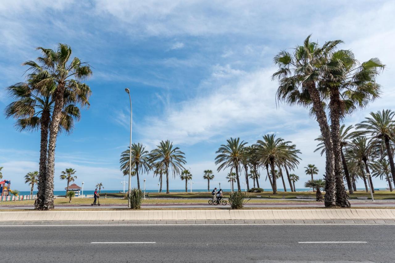 Premium Mediterraneo Beach, Malaga Apartamento Junto A La Playa Exterior foto